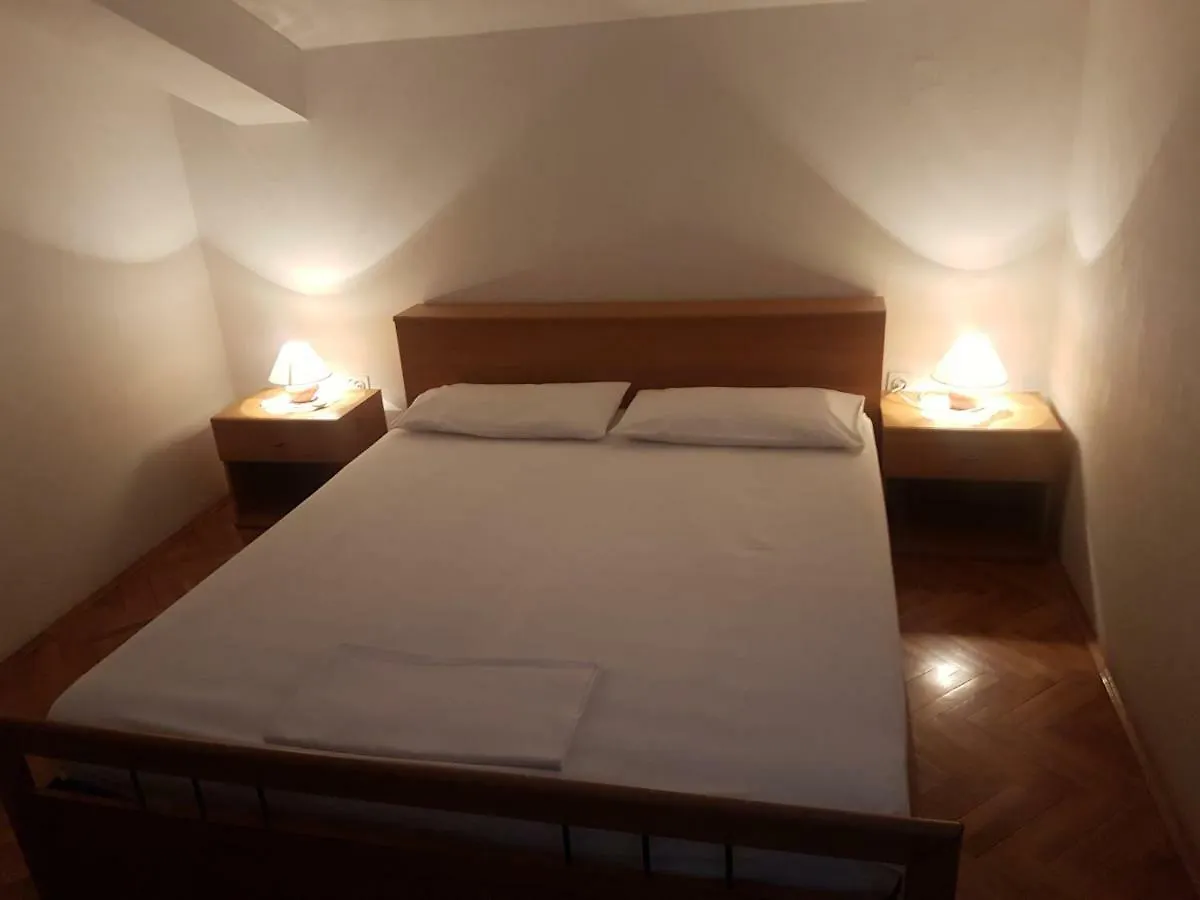 Affittacamere Apartments Zova Medolino