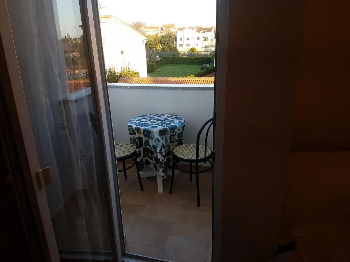 Apartments Zova Medolino